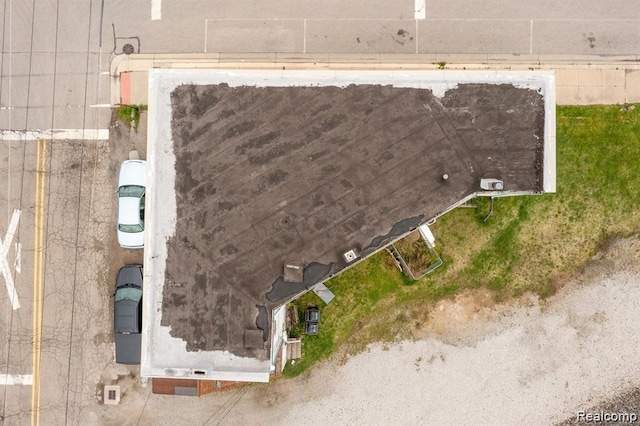 910 Monroe St, Carleton, MI 48117 - drone / aerial view