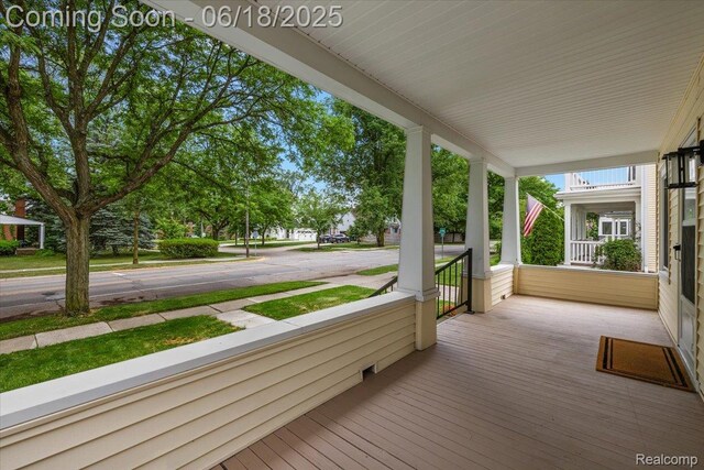 776 W Lincoln St, Birmingham, MI 48009 - photo 4