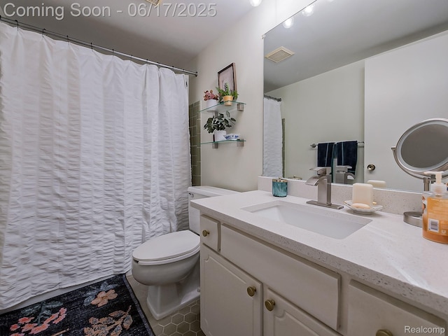 16820 Edloytom Way Unit 172, Clinton Township, MI 48038 - full bath with vanity, tile patterned flooring, and a shower with curtain