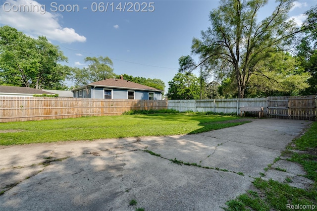 1217 E Madge Ave, Hazel Park, MI 48030 - view of fenced yard