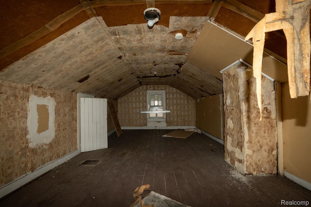 2476 Ford St, Detroit, MI 48238 - view of attic