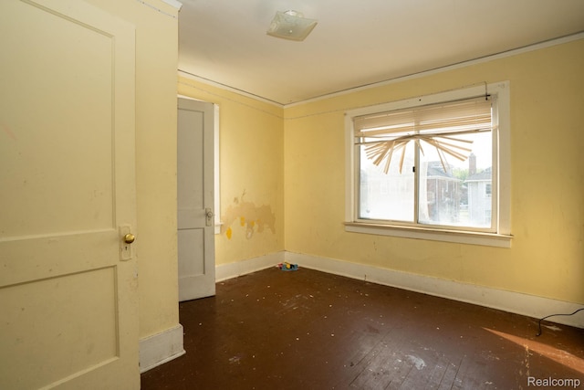 2476 Ford St, Detroit, MI 48238 - unfurnished room featuring baseboards