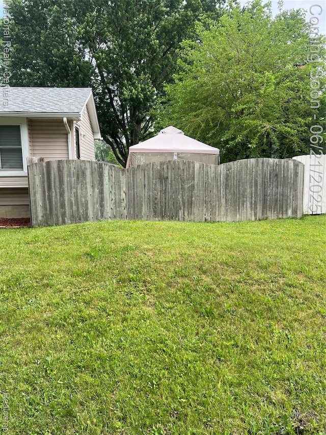13203 Frazho Rd, Warren, MI 48089 - view of yard