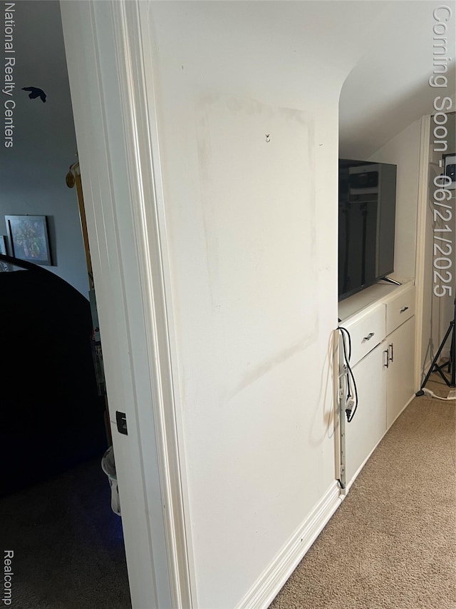 13203 Frazho Rd, Warren, MI 48089 - hallway featuring light colored carpet