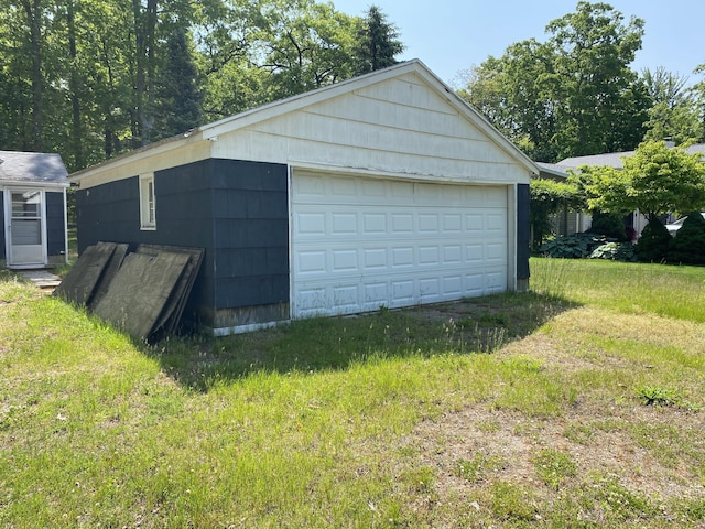 7722 N C Dr, Battle Creek, MI 49014 - view of detached garage