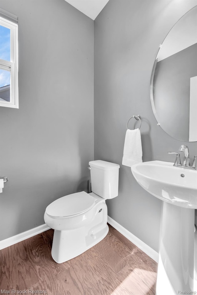 2799 Gallop Way, Saline, MI 48176 - bathroom with toilet and baseboards