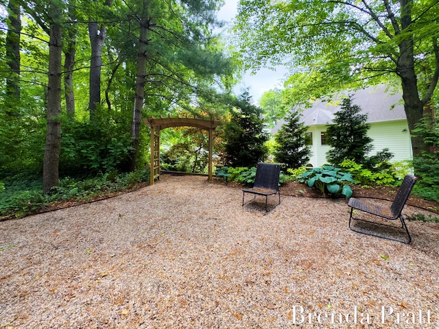 5691 Forest Gln SE, Ada, MI 49301 - view of patio