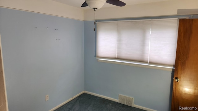 3335 Linden St, Dearborn, MI 48124 - carpeted empty room with a ceiling fan and baseboards