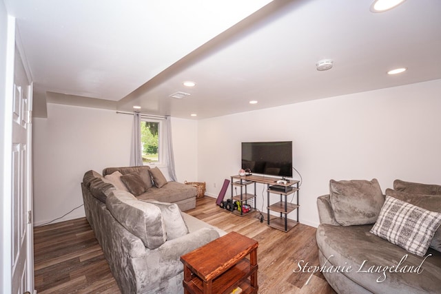 348 Yuba St, Muskegon, MI 49442 - living area featuring wood finished floors and recessed lighting