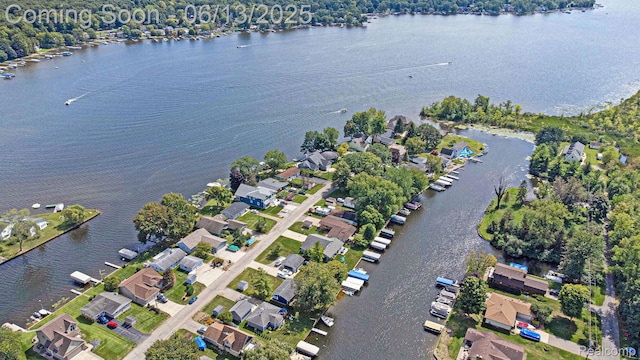 11124 Colony Rd, Pinckney, MI 48169 - aerial view of property's location with a large body of water and nearby suburban area