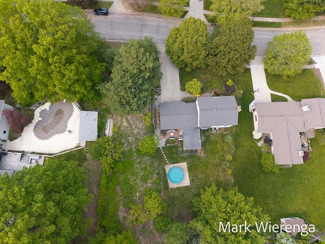 334 Terrill Ave, Grand Haven, MI 49417 - aerial view of property and surrounding area with a pool