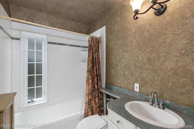 542 Cadieux Rd, Grosse Pointe, MI 48230 - bathroom with vanity and shower / bath combo