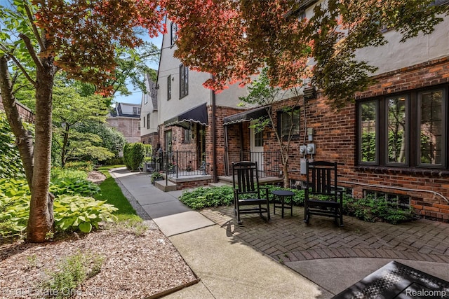 542 Cadieux Rd, Grosse Pointe, MI 48230 - view of patio