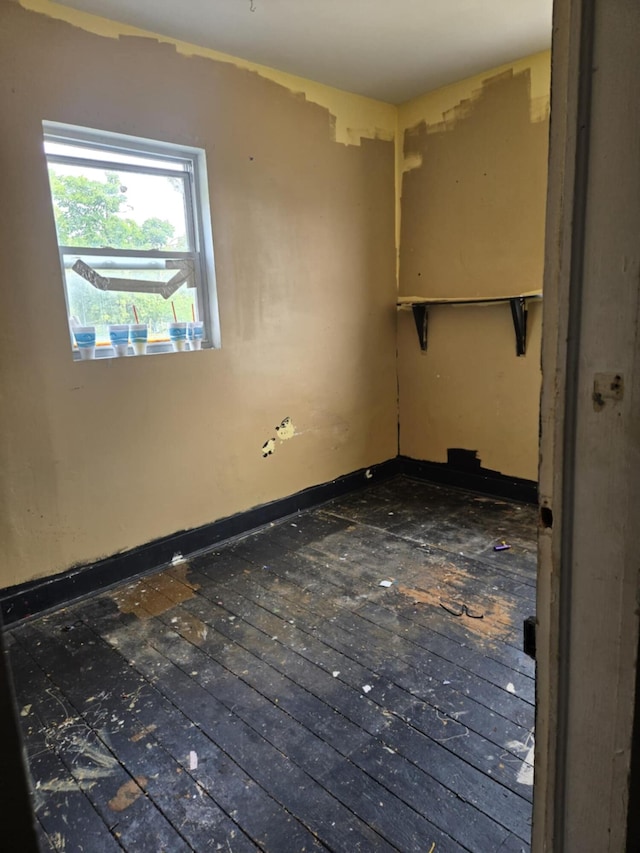 219 E Main St, Springport, MI 49284 - unfurnished room with baseboards