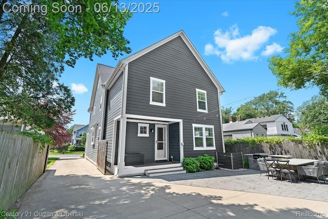 707 S Altadena Ave, Royal Oak, MI 48067 - rear view of house featuring a patio area