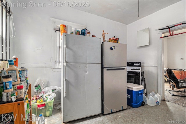 3620 Holborn St, Detroit, MI 48211 - kitchen featuring white appliances