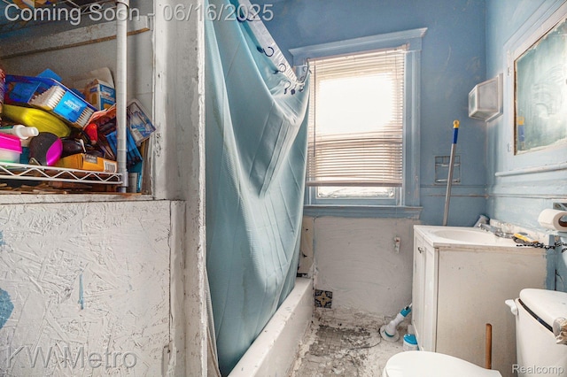 3620 Holborn St, Detroit, MI 48211 - full bathroom with vanity and shower / bath combo with shower curtain