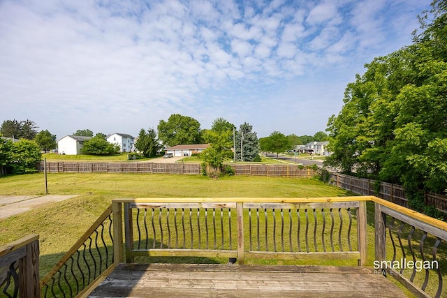 1591 Lillyview Ct SW, Wyoming, MI 49509 - wooden terrace featuring a fenced backyard