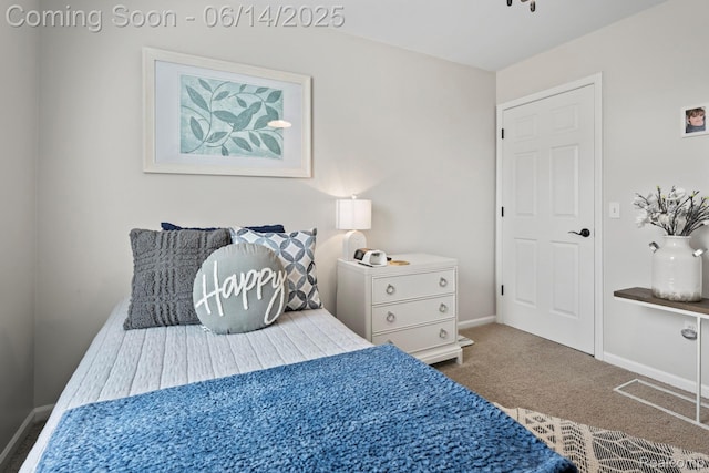 5031 Meadow Crest Cir, Holly, MI 48442 - bedroom featuring carpet floors and baseboards
