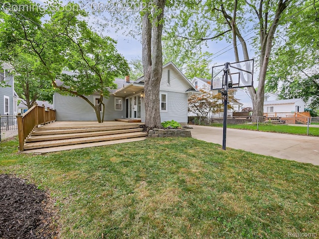 1036 Ferris Ave, Berkley, MI 48067 - view of front of house with a deck