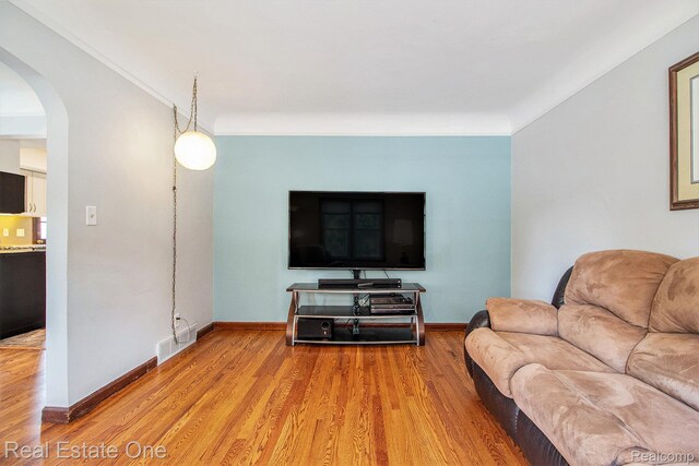 96 Detroit Ave, Trenton, MI 48183 - photo 9