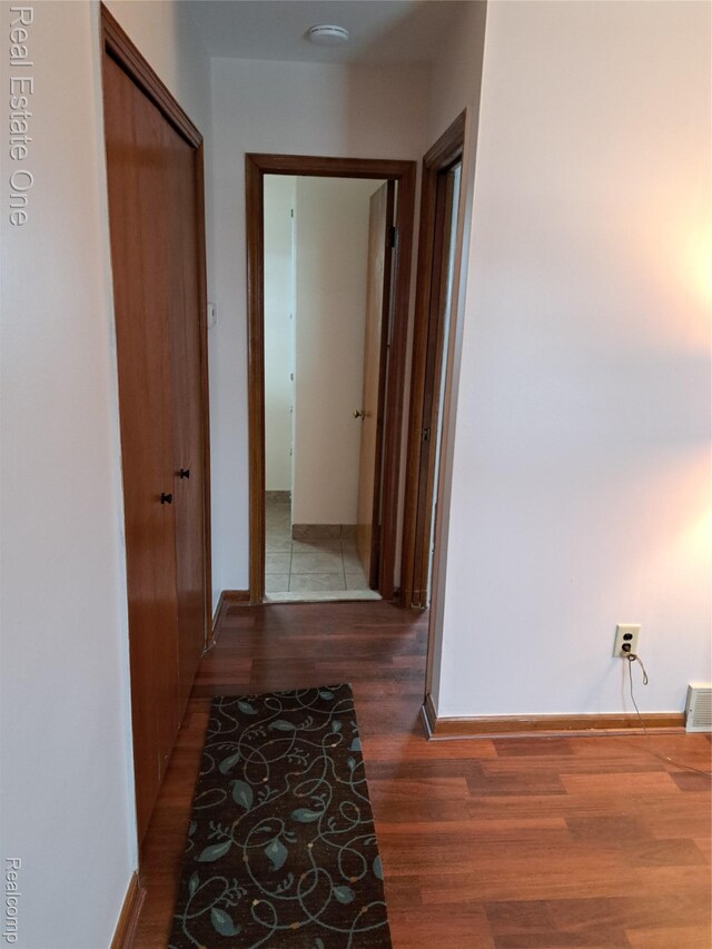96 Detroit Ave, Trenton, MI 48183 - photo 37