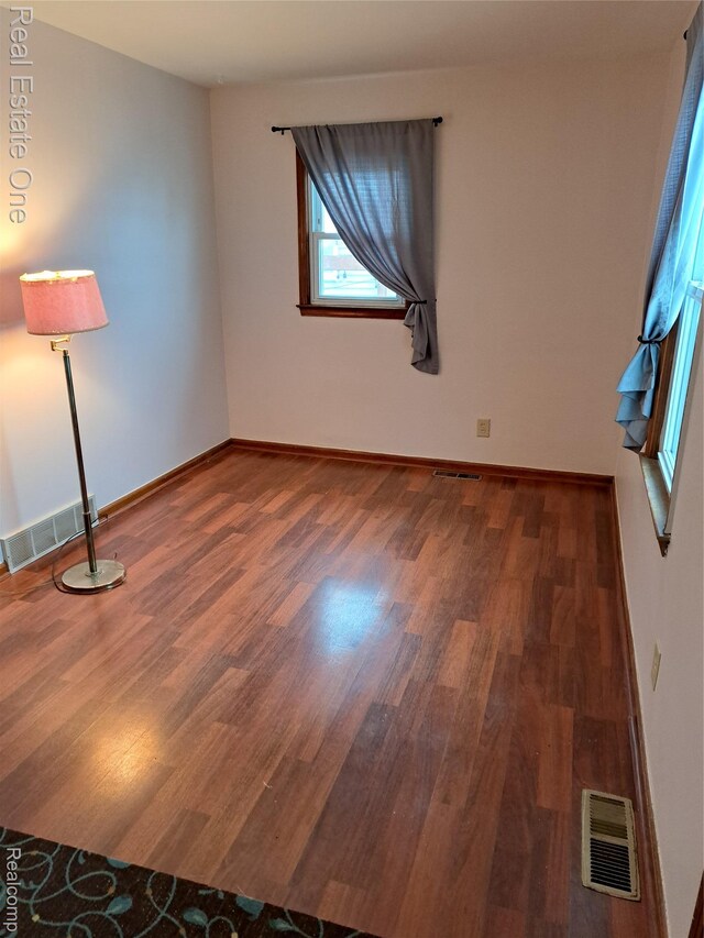96 Detroit Ave, Trenton, MI 48183 - photo 39