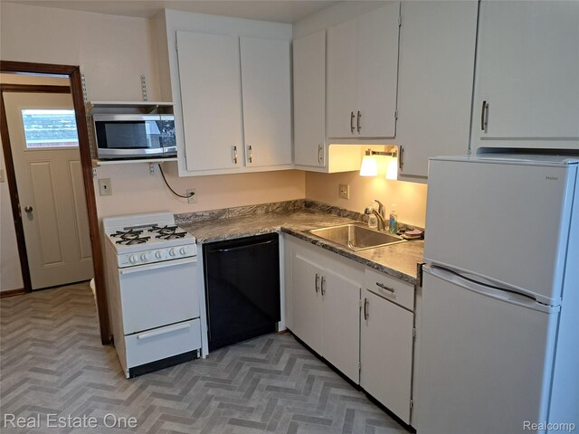 96 Detroit Ave, Trenton, MI 48183 - photo 43