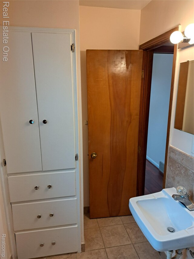 96 Detroit Ave, Trenton, MI 48183 - photo 45