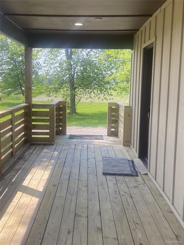 7977 N Portsmouth Rd, Bay City, MI 48708 - photo 10