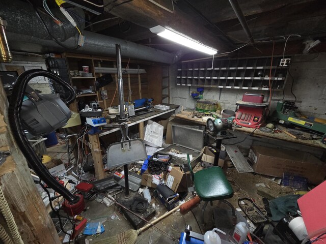 912 Sable St, Alpena, MI 49707 - photo 26