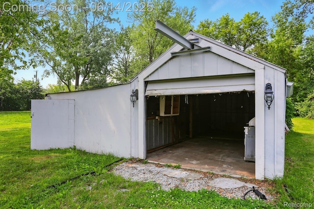 2121 Chesley Dr, Sterling Heights, MI 48310 - view of garage