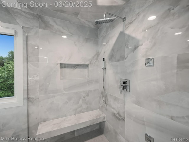 4331 Spruce Hill Ln, Birmingham, MI 48301 - full bathroom featuring tiled shower