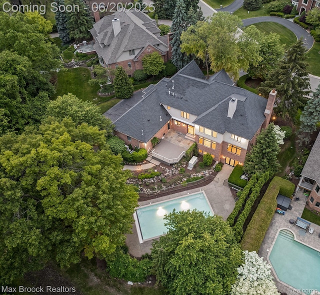4331 Spruce Hill Ln, Birmingham, MI 48301 - view from above of property with a pool area