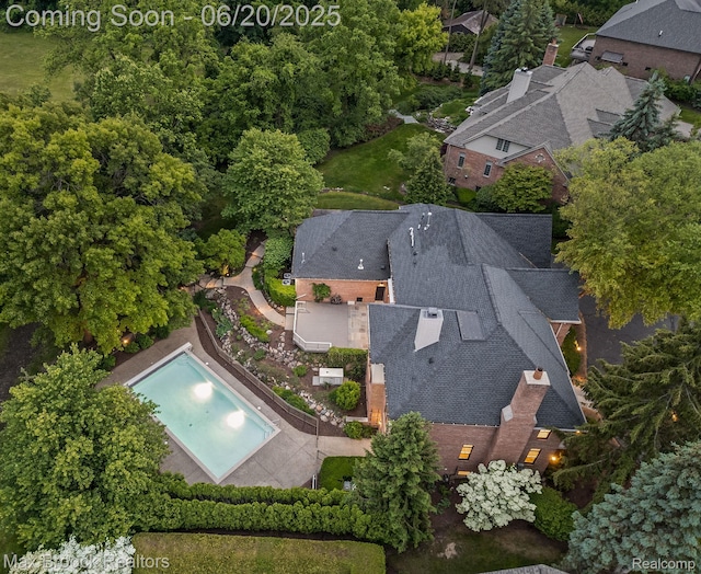 4331 Spruce Hill Ln, Birmingham, MI 48301 - view from above of property with a pool