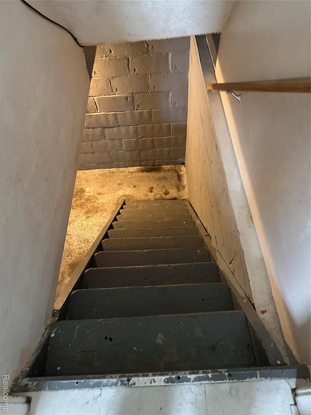 7821 Mead St, Dearborn, MI 48126 - view of stairs