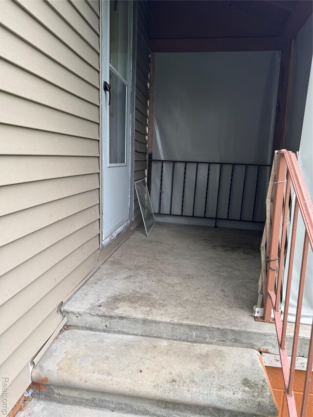 7821 Mead St, Dearborn, MI 48126 - view of stairway