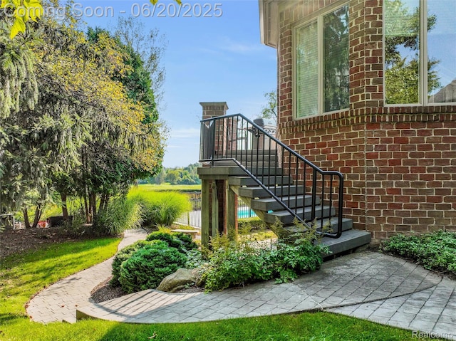 5007 Rockaway Ln, Clarkston, MI 48348 - view of yard with stairway