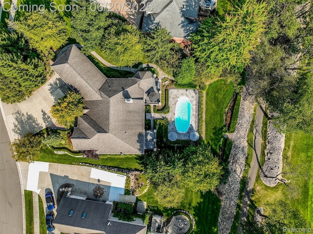 5007 Rockaway Ln, Clarkston, MI 48348 - bird's eye view of a pool area