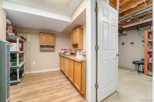33521 Curtis Rd, Livonia, MI 48152 - photo 24