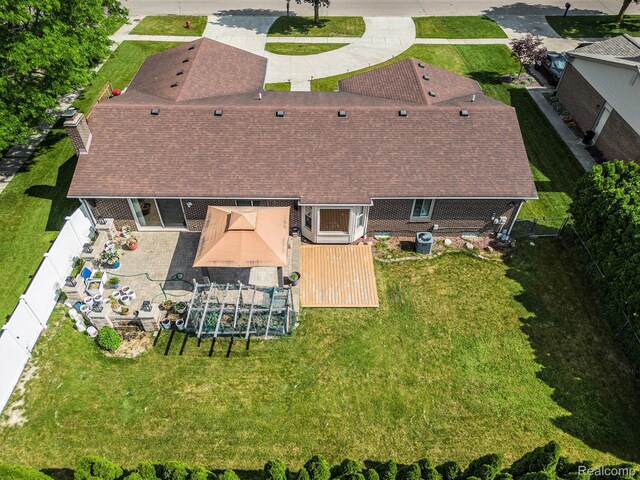 33521 Curtis Rd, Livonia, MI 48152 - photo 31