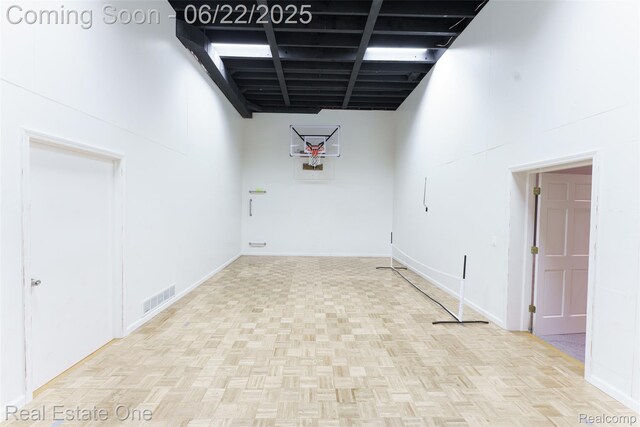 5258 Hidden Pines Dr, Brighton, MI 48116 - view of basketball court