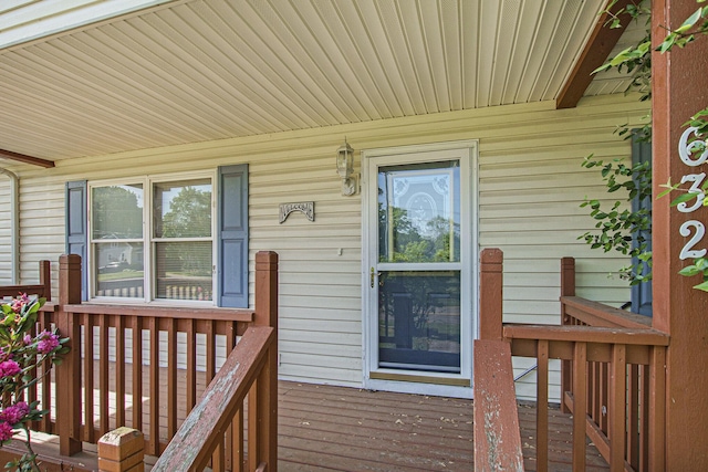 632 Green St, South Haven, MI 49090 - view of porch