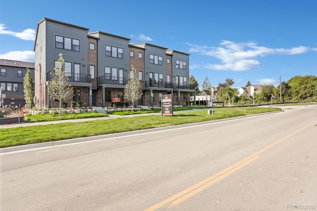2133 Evergreen Ln Unit 28, Ann Arbor, MI 48103 - view of property featuring a residential view