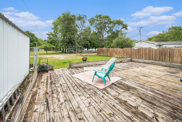 919 Lawndale St, Ludington, MI 49431 - photo 24