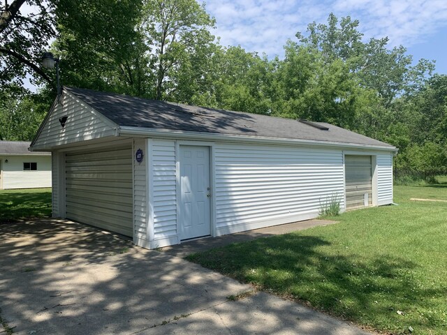 5513 S Waverly Rd, Lansing, MI 48911 - view of detached garage