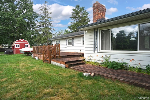 1348 Tull Dr, Waterford, MI 48327 - view of green lawn featuring a deck