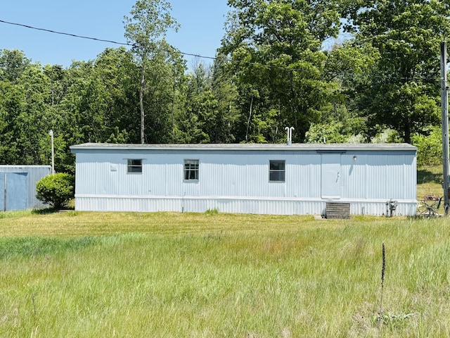 21794 30th Ave, Barryton, MI 49305 - view of side of property