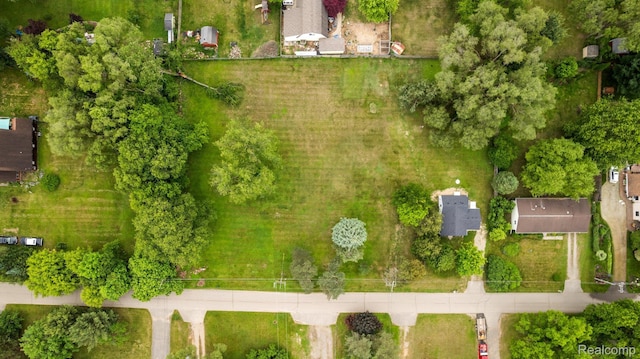 00 W St, Milford, MI 48380