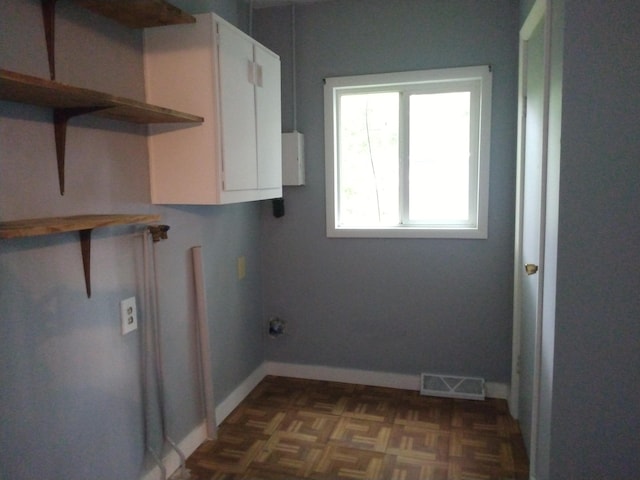 1830 Ferry St, Niles, MI 49120 - washroom featuring baseboards